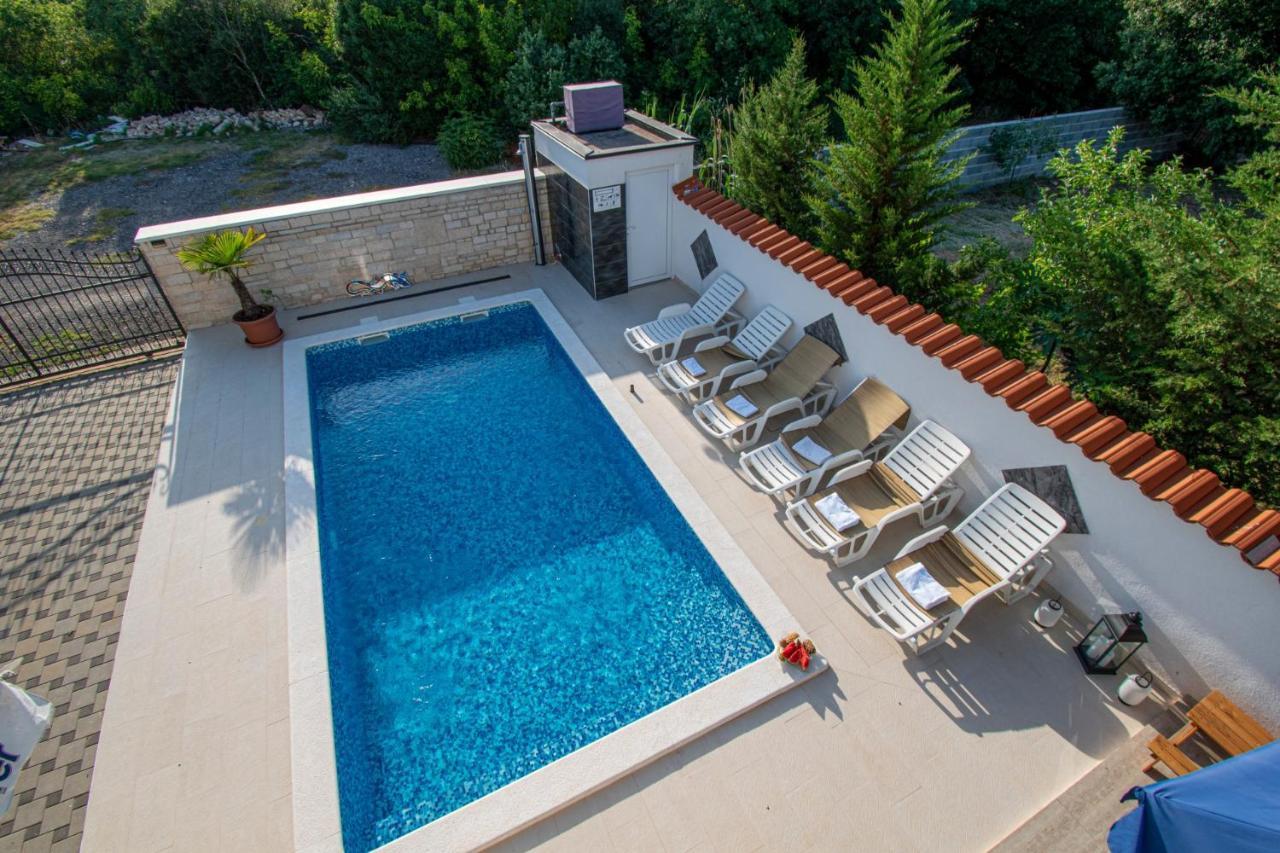 Apartments With Pool In Pula,Croatia Zewnętrze zdjęcie